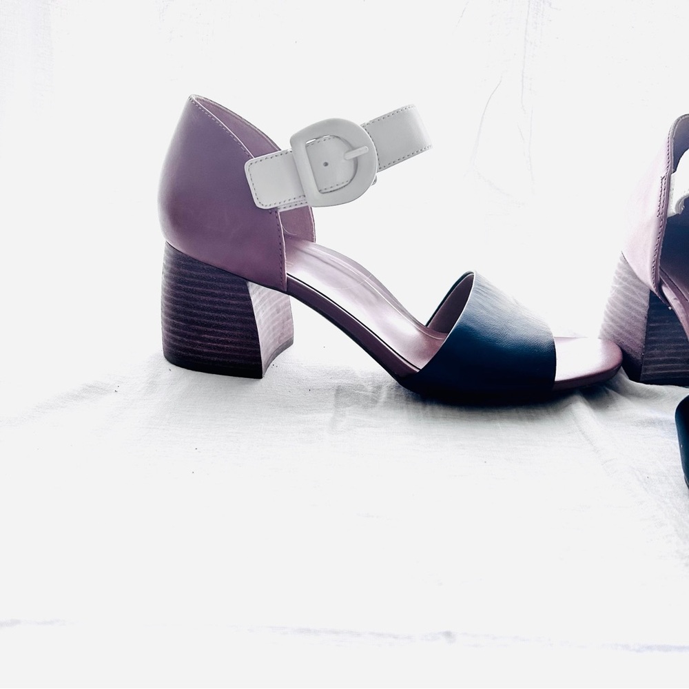 Vionic Women's Black and White Heels - Chardonnay - Picture 4 of 5